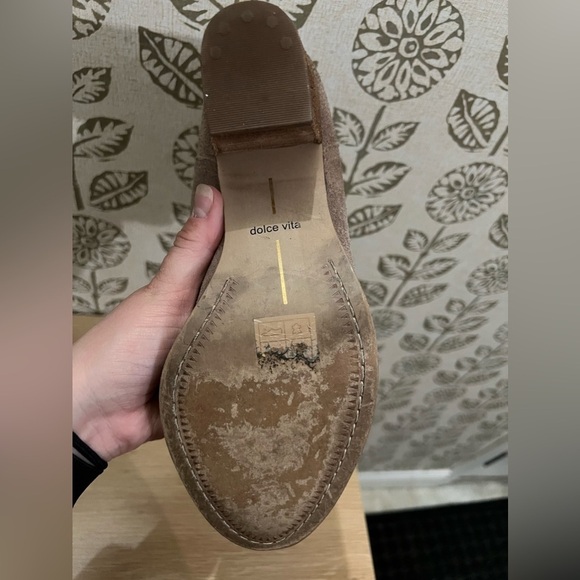 Dolce Vita Western Distressed Suede Leather Taupe Bootie size 8 used pre owned - Picture 10 of 10